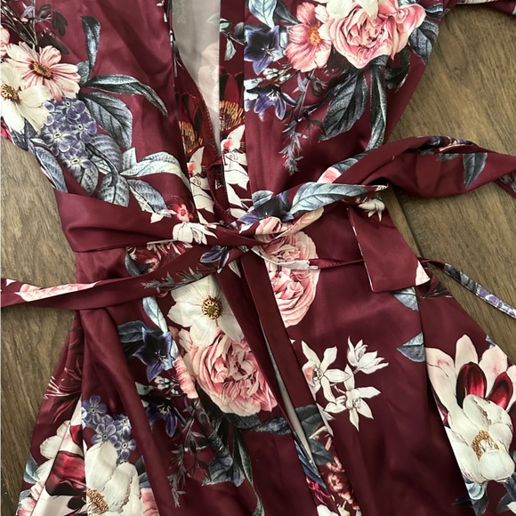 Le Rose floral robe - Picture 6 of 10
